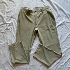 Under Armour Drive Golf Pants | Size 36x32 Mens | Lightweight Beige Khaki | EUC
